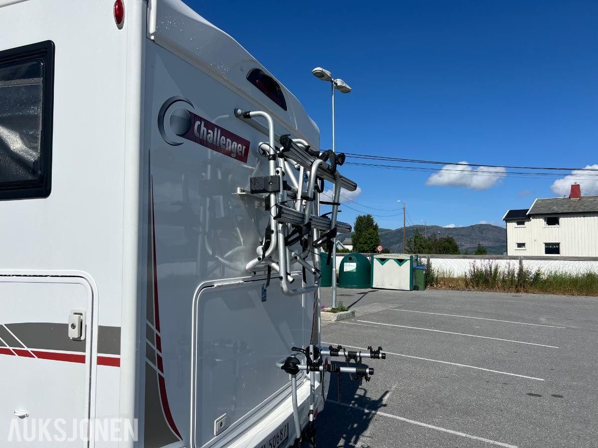 2017 Challenger Campingbil AUTOMAT TRUMA VARMER KENWOOD S+V DEKK 