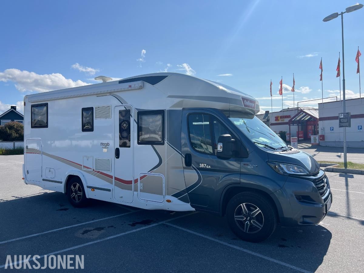 2017 Challenger Campingbil AUTOMAT TRUMA VARMER KENWOOD S+V DEKK 