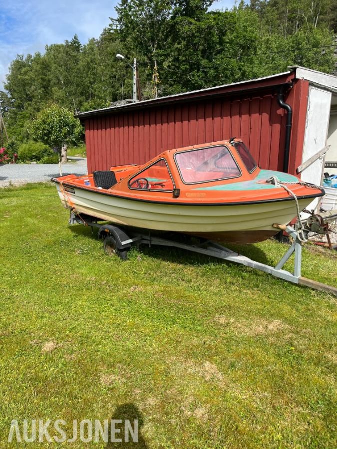 1995 Silver Viking 14