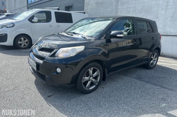 2010 Toyota Urban Cruiser 1.4 90hk  4WD servicehefte s+v dekk eu ok 06.2028   113800km
