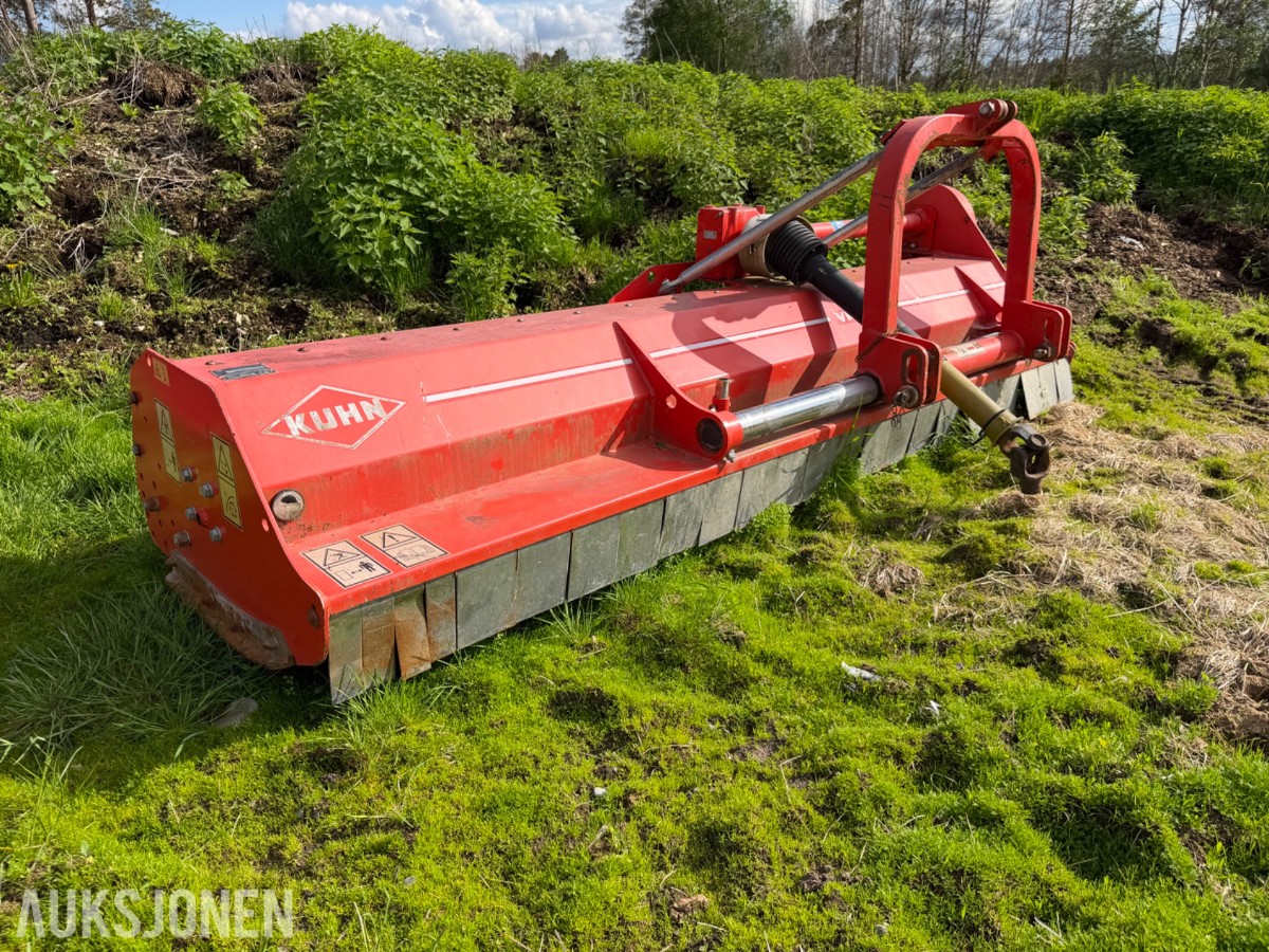 KUHN Beitepusser VKM 305