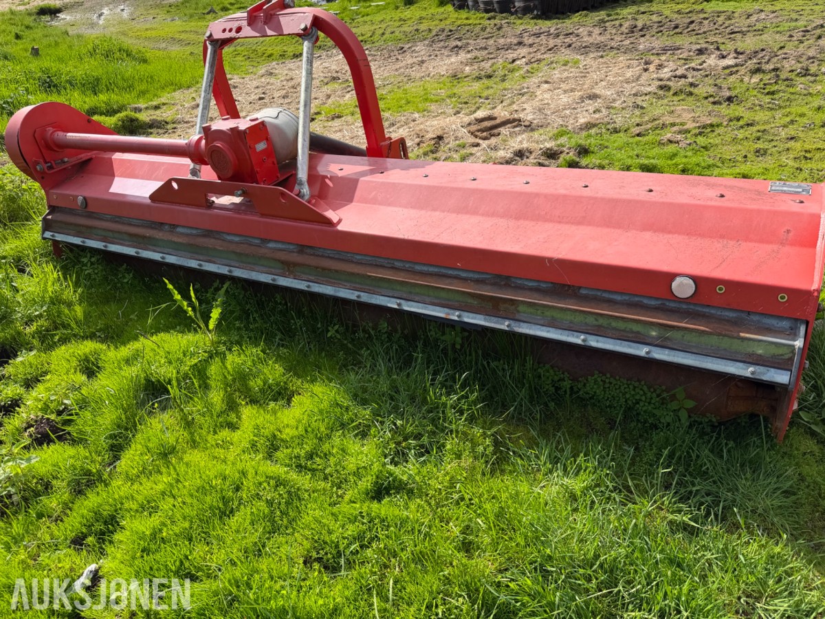 KUHN Beitepusser VKM 305