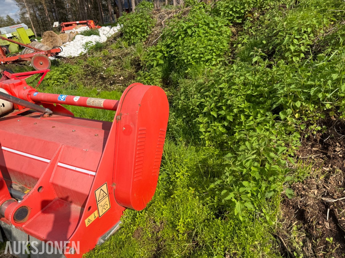 KUHN Beitepusser VKM 305