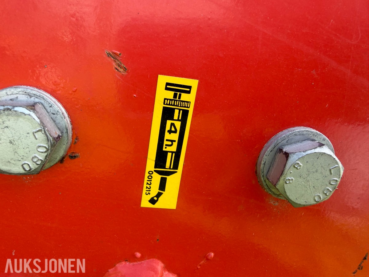 KUHN Beitepusser VKM 305