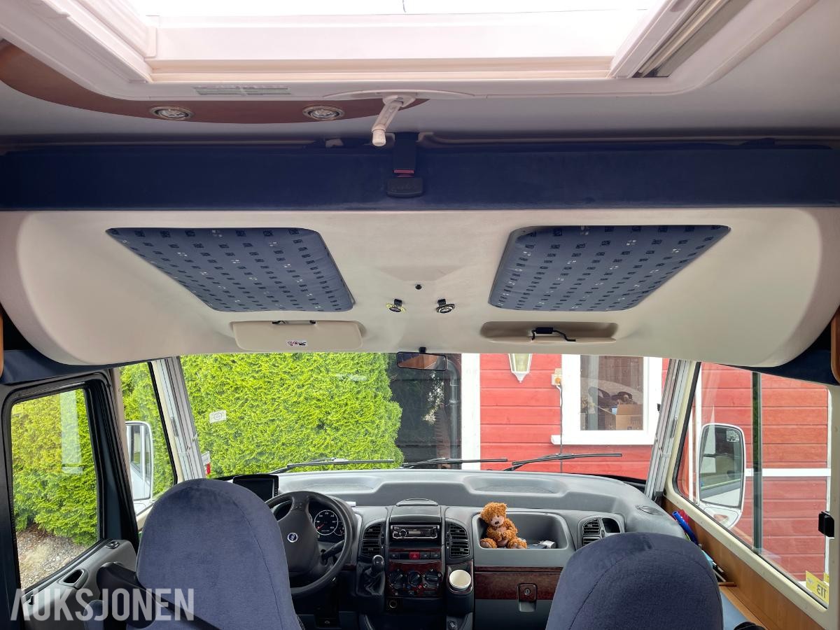 2006 Rapido 985F Campingbil, Markise, Solcellepanel, eu ok til 05.2028