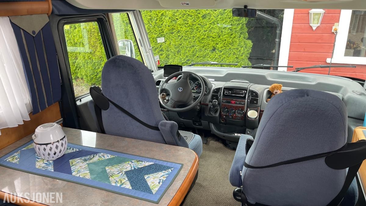 2006 Rapido 985F Campingbil, Markise, Solcellepanel, eu ok til 05.2028