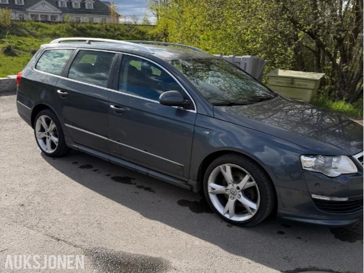 2010 Volkswagen Passat 2.0D 140hk 4Motion R Line 18 toms felger