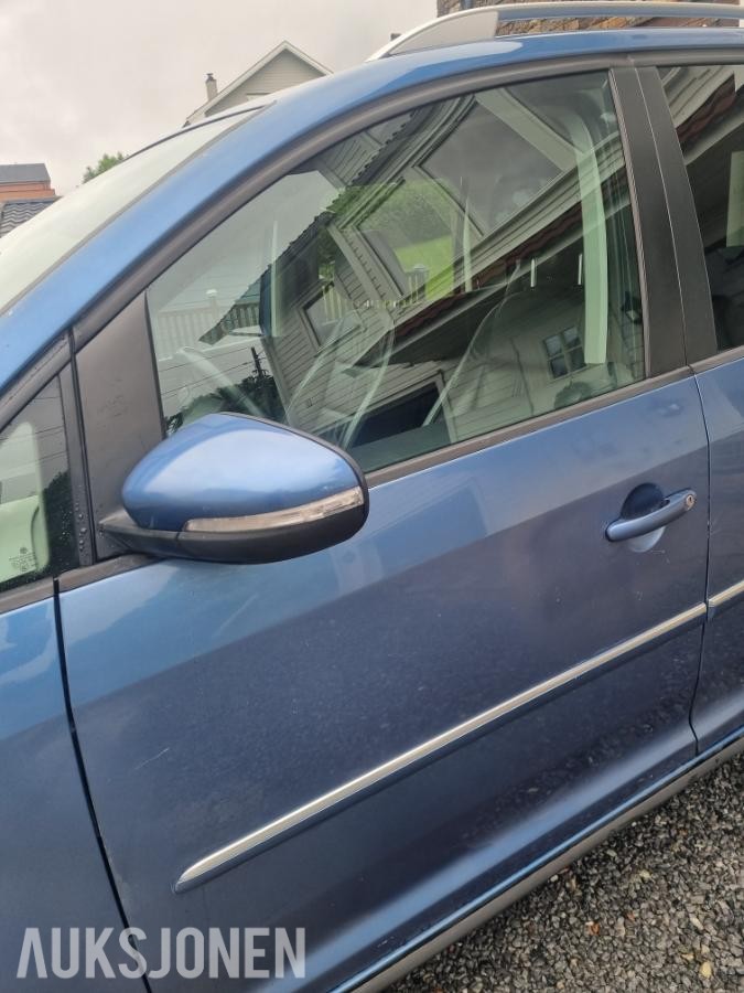 2011 Volkswagen Touran 2.0TDI 140hk