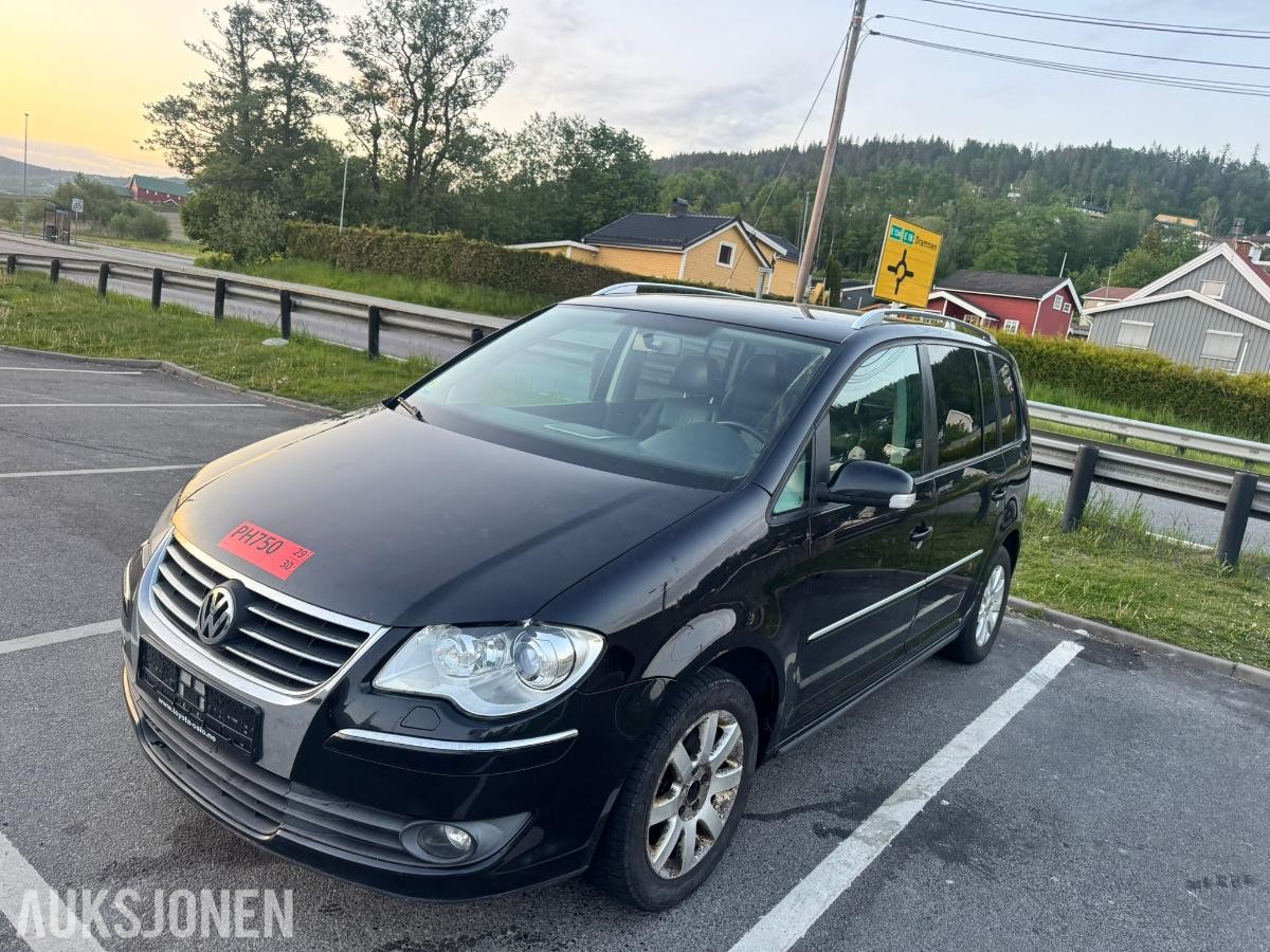 2009 Volkswagen Touran 1.9 Diesel 105hk automat - ingen minstepris