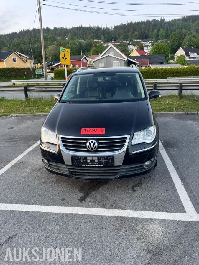 2009 Volkswagen Touran 1.9 Diesel 105hk automat - ingen minstepris