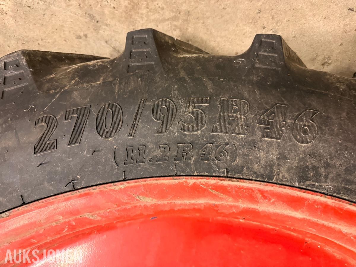 2016 Traktorhjul/dekk på felg 270/95R46 og 230/95R32 – Komplett sett