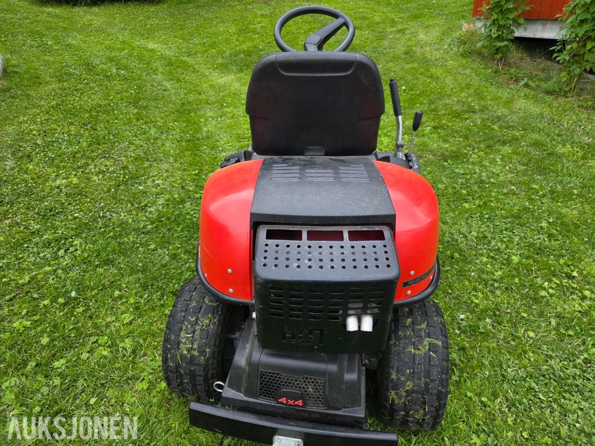 2017 Jonsered 4×4 sitteklipper
