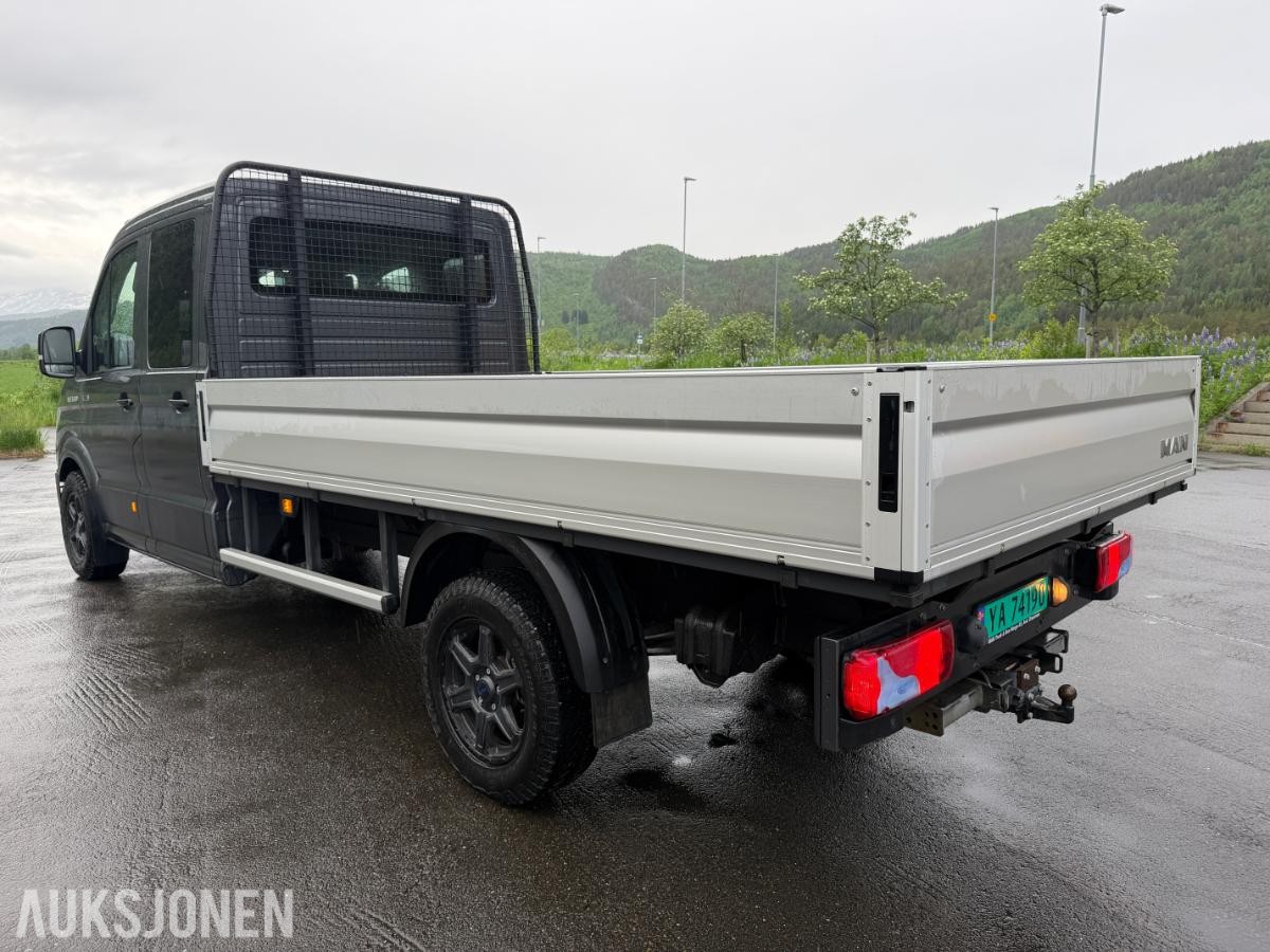 2025 MAN TGE, L4 2,0 TDI 177hk 4x4 automat 11500km