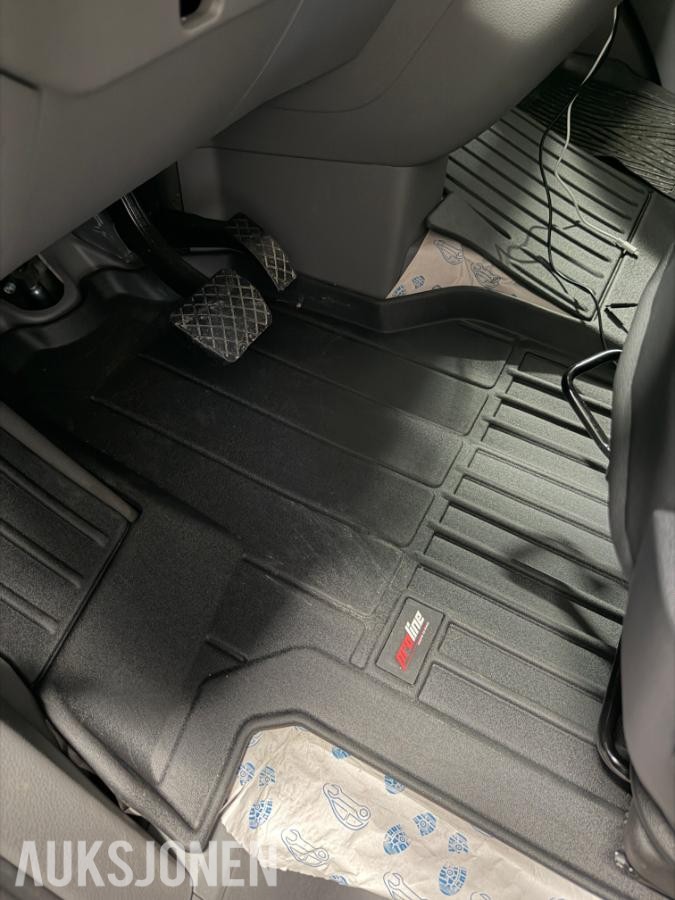 2025 MAN TGE, L4 2,0 TDI 177hk 4x4 automat 11500km