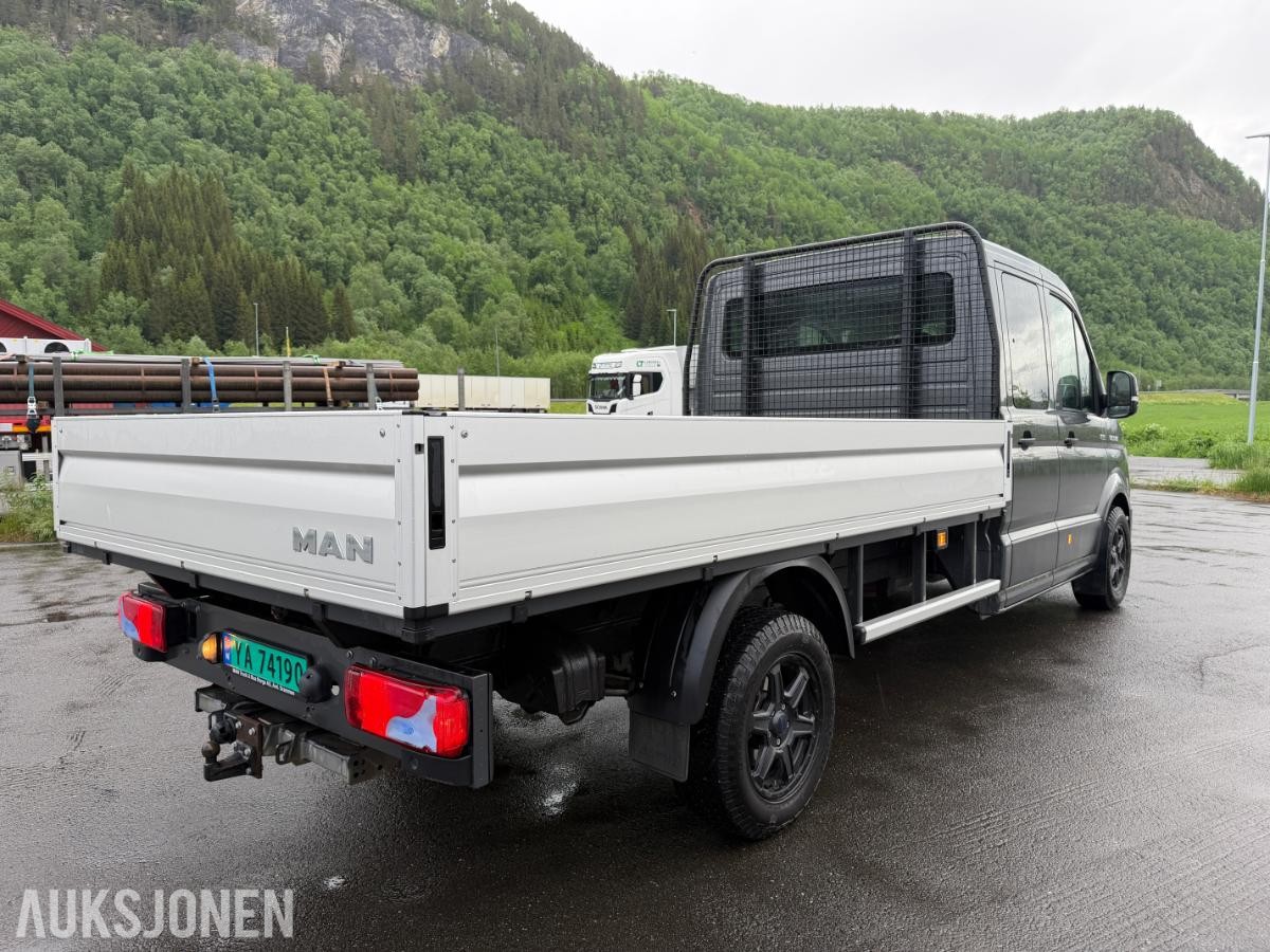 2025 MAN TGE, L4 2,0 TDI 177hk 4x4 automat 11500km