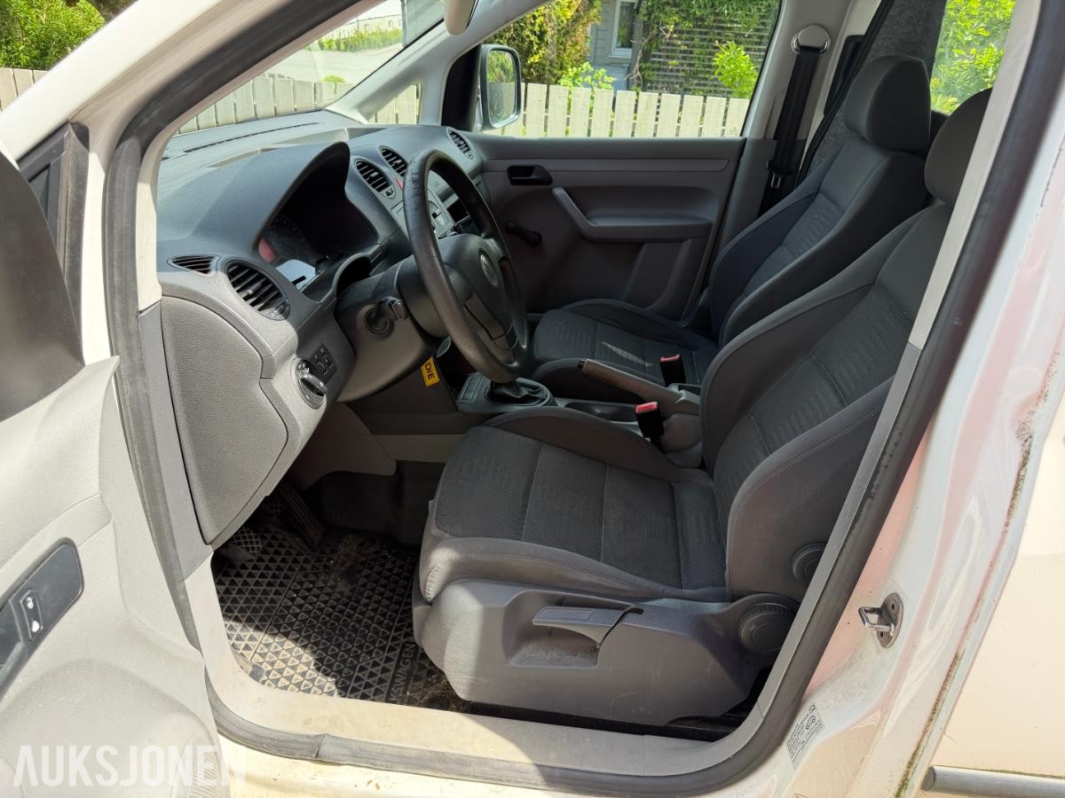 2008 Volkswagen Caddy 1.9D 105hk Reparasjonsobjekt Sommerdekk Vinterdekk Reservedeler