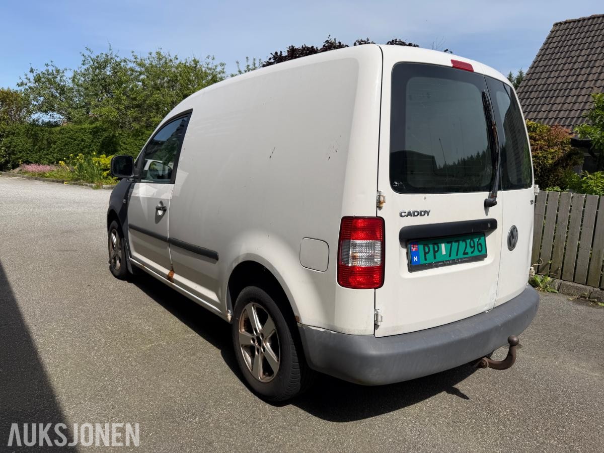 2008 Volkswagen Caddy 1.9D 105hk Reparasjonsobjekt Sommerdekk Vinterdekk Reservedeler