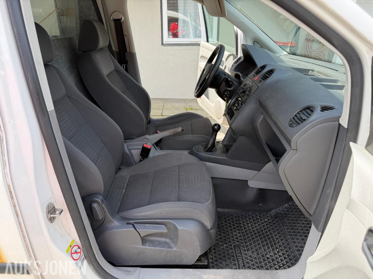 2008 Volkswagen Caddy 1.9D 105hk Reparasjonsobjekt Sommerdekk Vinterdekk Reservedeler