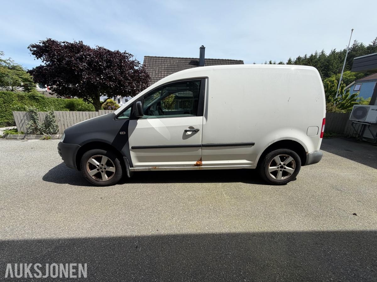 2008 Volkswagen Caddy 1.9D 105hk Reparasjonsobjekt Sommerdekk Vinterdekk Reservedeler