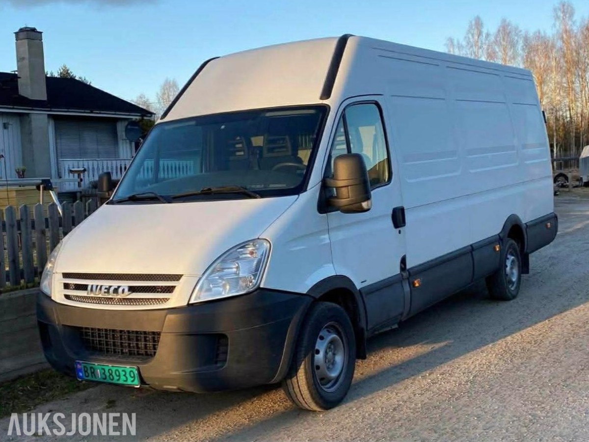 2006 Iveco Daily 2.3D 116hk Reparasjonsobjekt