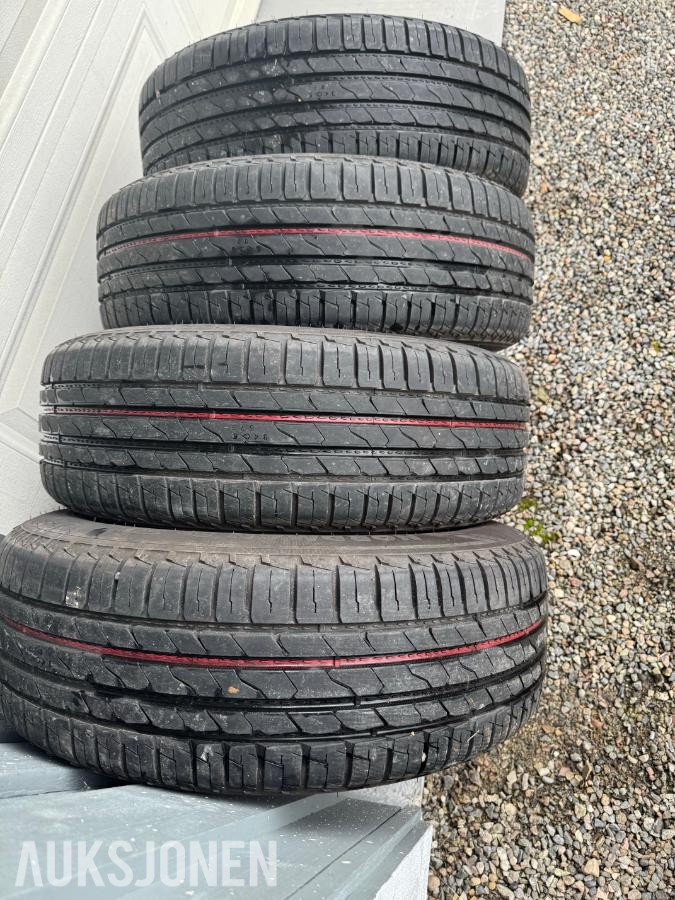 Sommerdekk 225/65/R17 Nordman s2 suv
