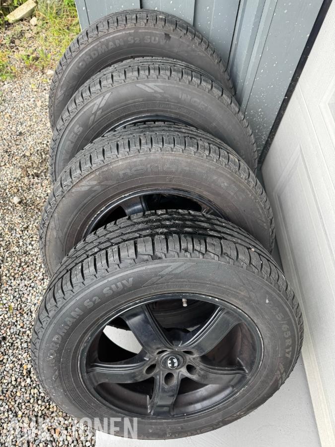 Sommerdekk 225/65/R17 Nordman s2 suv