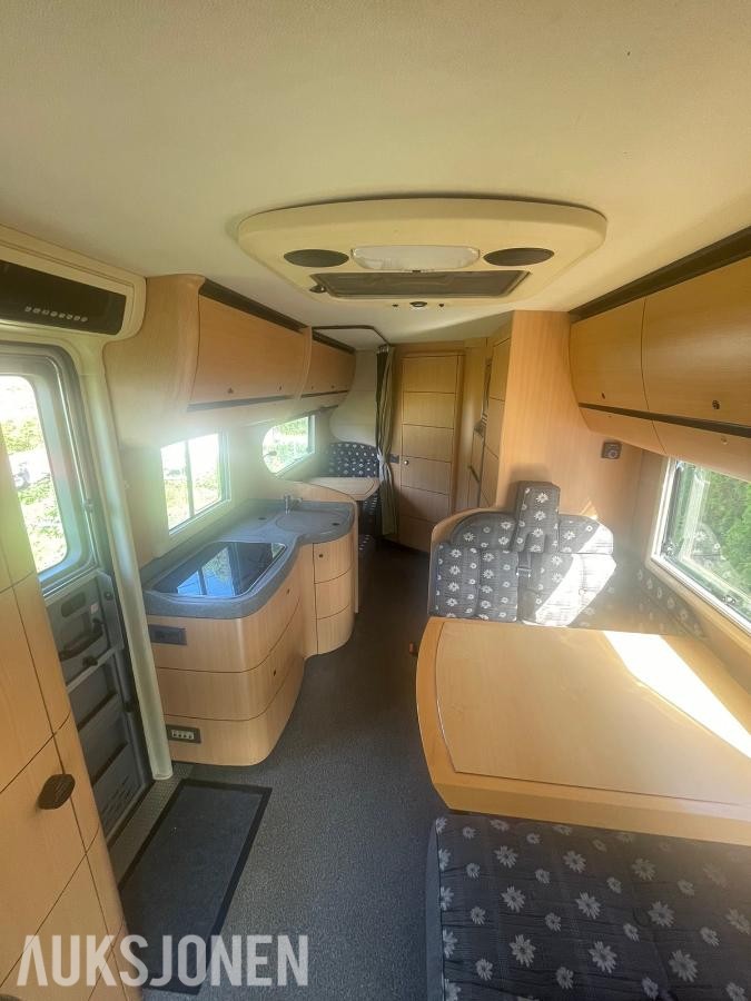 2001 Mercedes Laika Campingbil Ryggekamera Kjøleskap Stekeovn