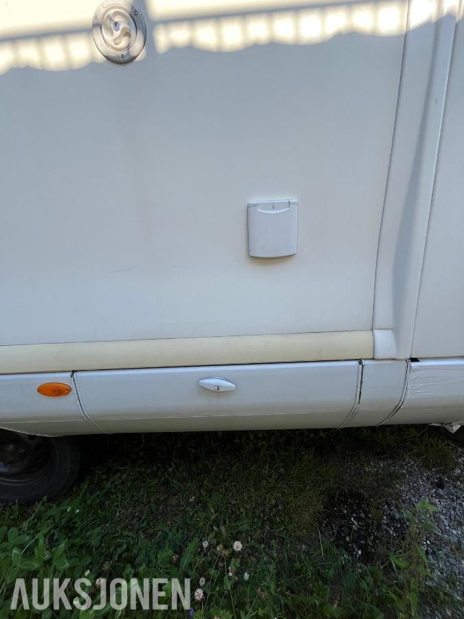 2001 Mercedes Laika Campingbil Ryggekamera Kjøleskap Stekeovn