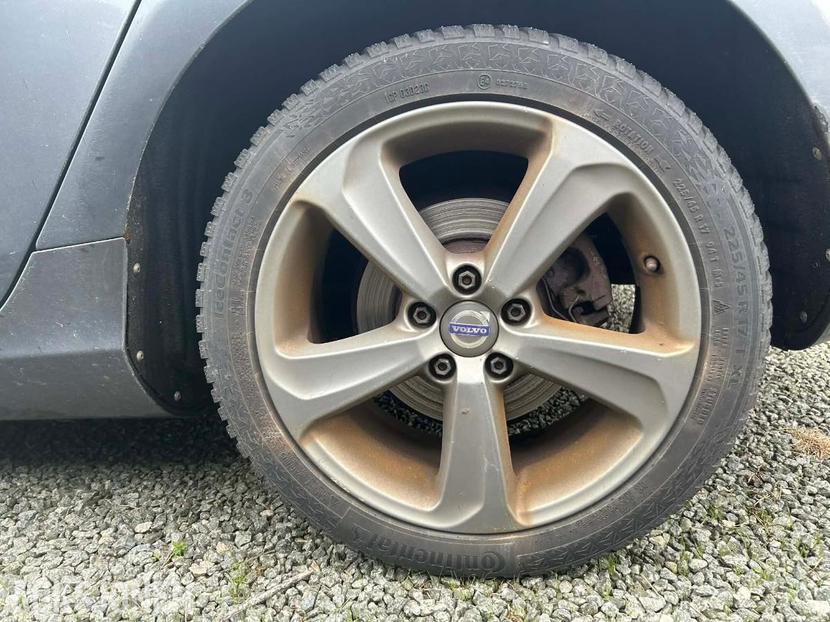 2014 Volvo V40 1.6 114hk cruisekontroll hengerfeste - ingen minstepris