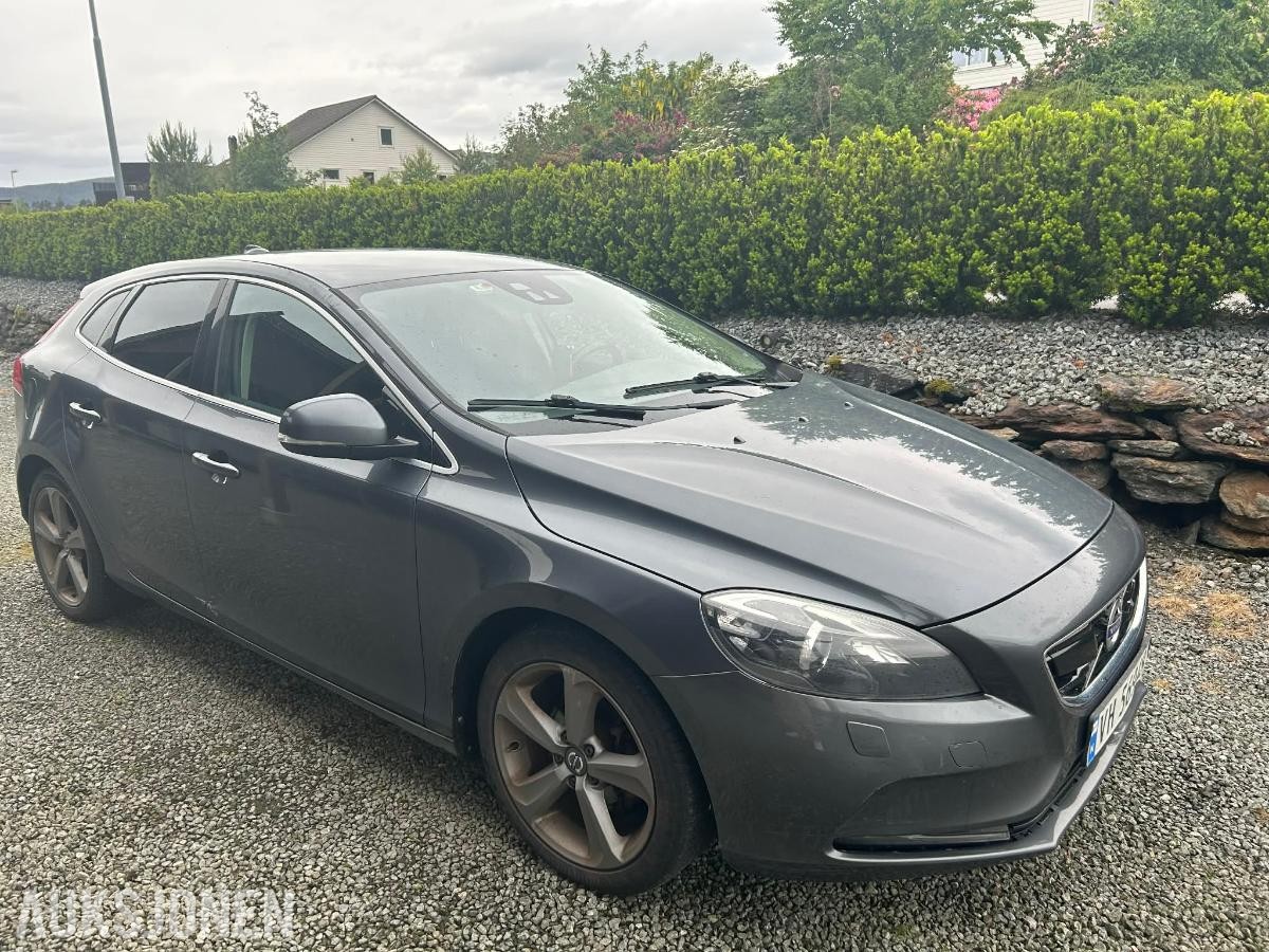 2014 Volvo V40 1.6 114hk cruisekontroll hengerfeste - ingen minstepris