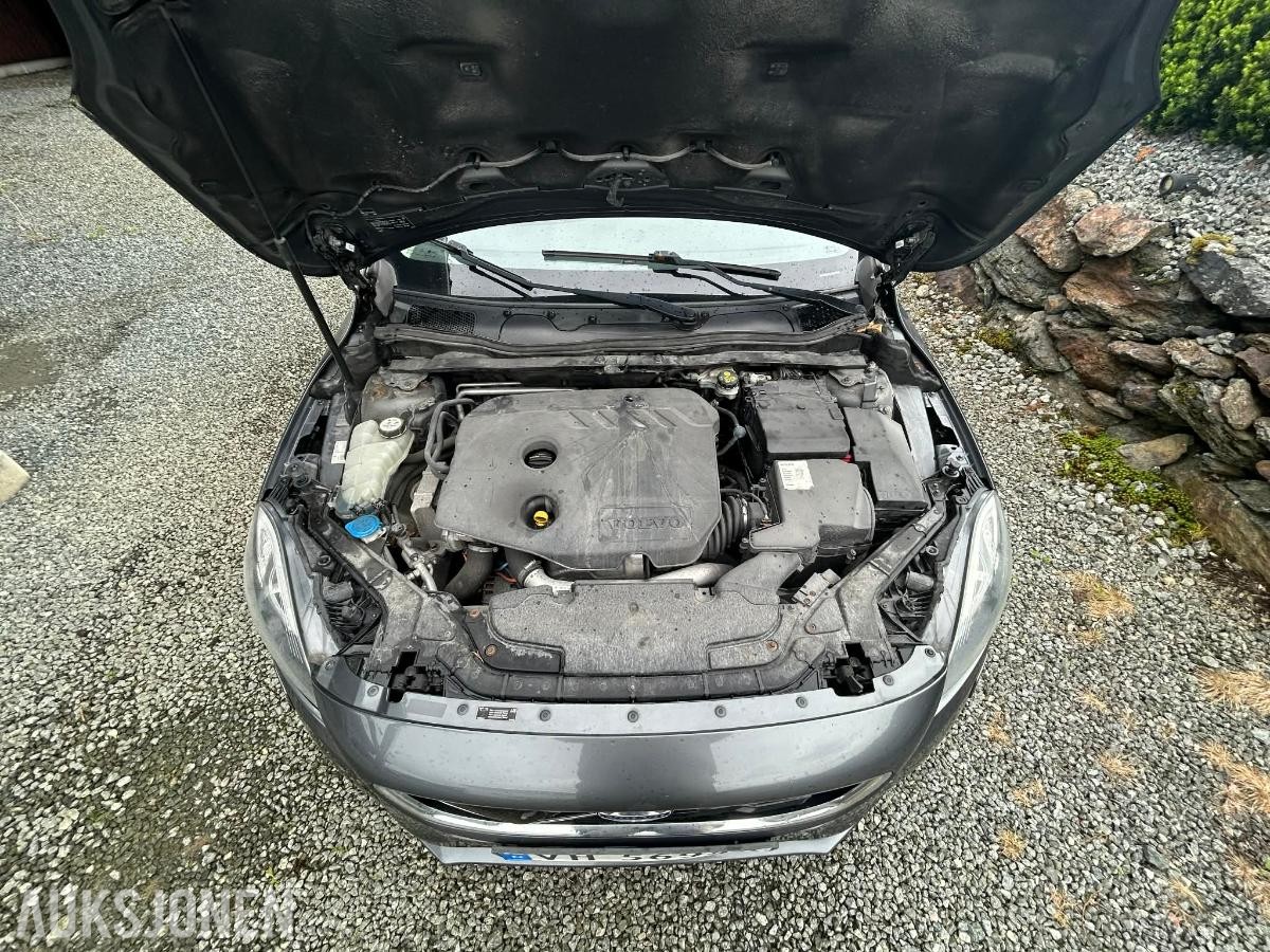2014 Volvo V40 1.6 114hk cruisekontroll hengerfeste - ingen minstepris