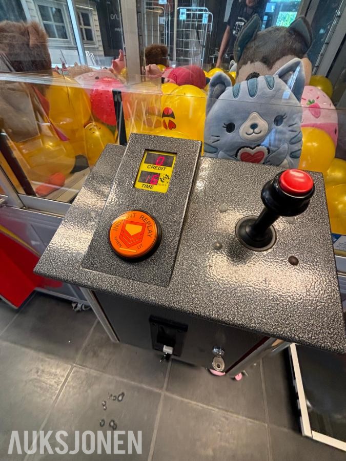 EX1 Klomaskiner med myntinnkast (10/20 kr), 2 stk