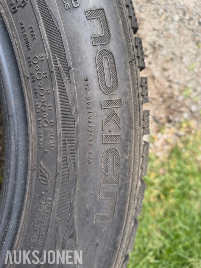 2 stk dekk - Nokia R2 SUV 225/60 R18