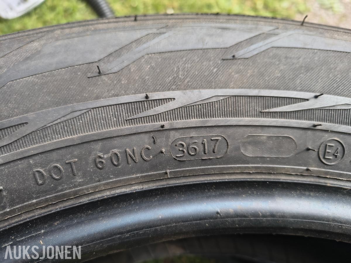 2 stk dekk - Nokia R2 SUV 225/60 R18