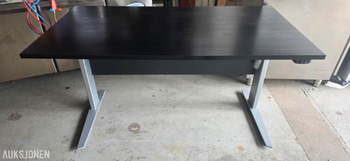 3 stk kontorbord - elektrisk hev og senk
