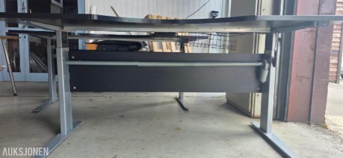 3 stk kontorbord - elektrisk hev og senk
