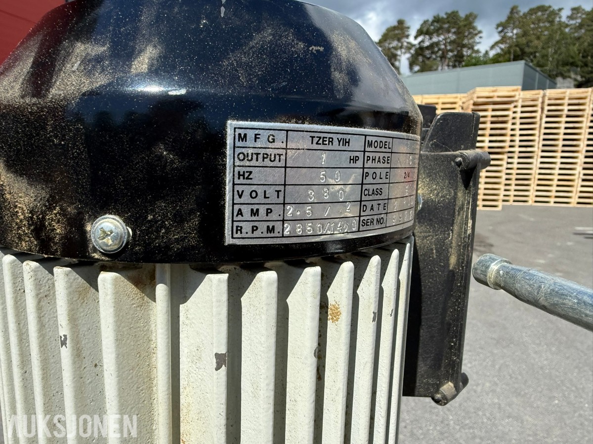 Waco bordsag med innmater – 380V