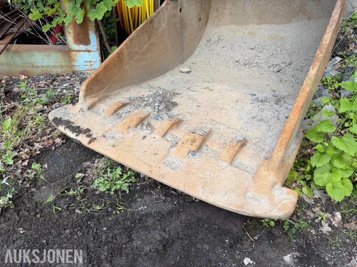 2002 Gjerstad BC 290 Graveskuffe U/tenner S70 feste