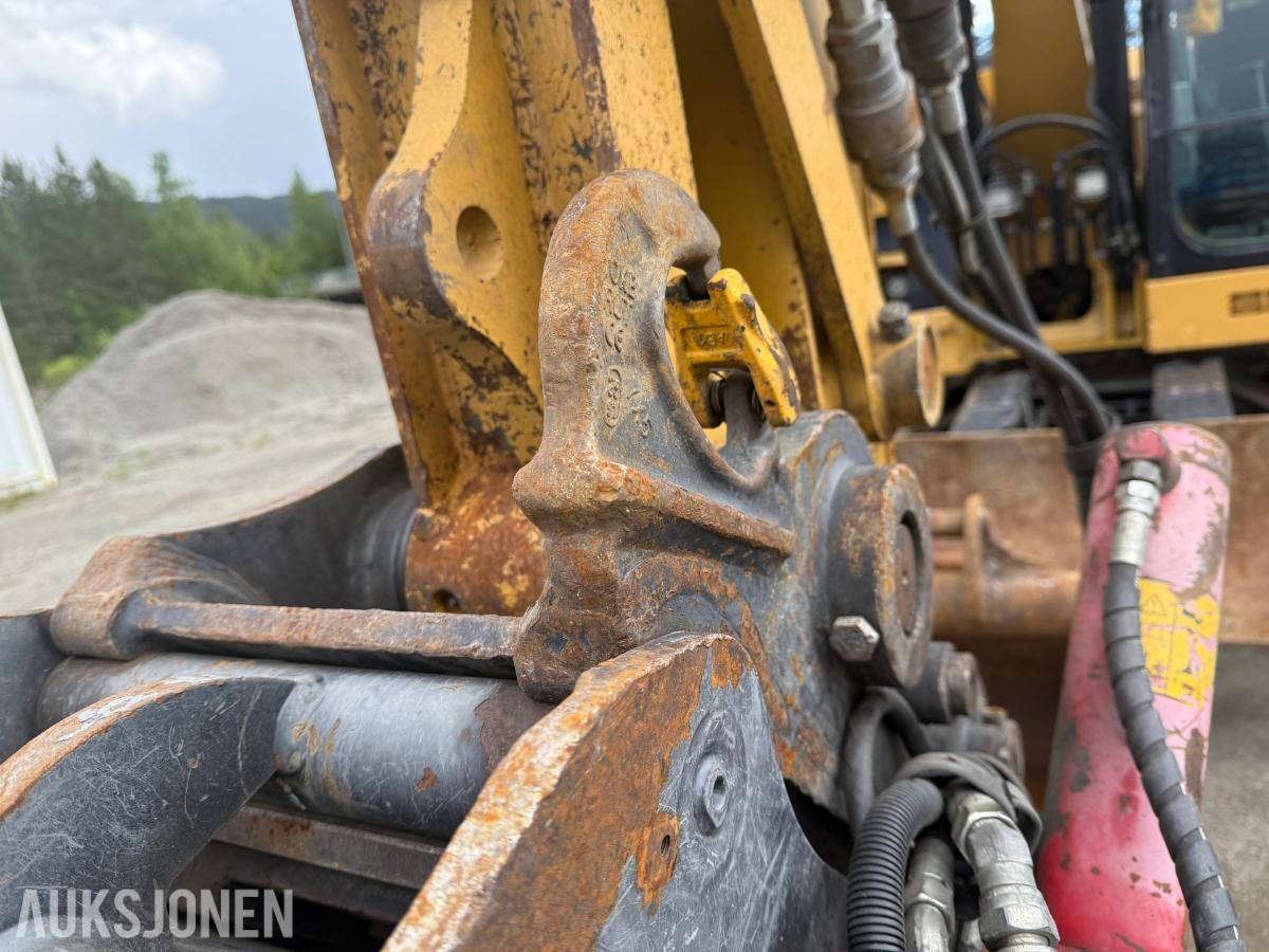 2014 Cat 314E Gravemaskin m/Tiltrotator-2 skuffer og skjær