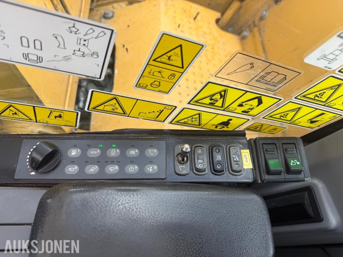 2014 Cat 314E Gravemaskin m/Tiltrotator-2 skuffer og skjær