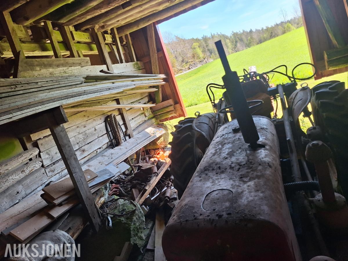 1961 David Brown 950 traktor med  Hymas 3 graveaggregat