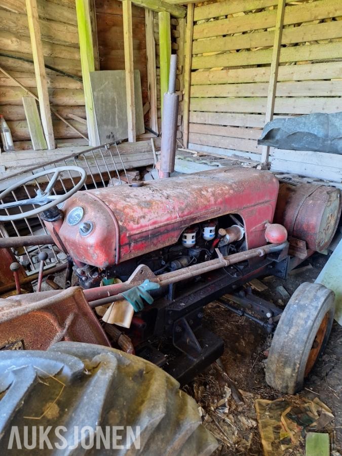 1961 David Brown 950 traktor med  Hymas 3 graveaggregat