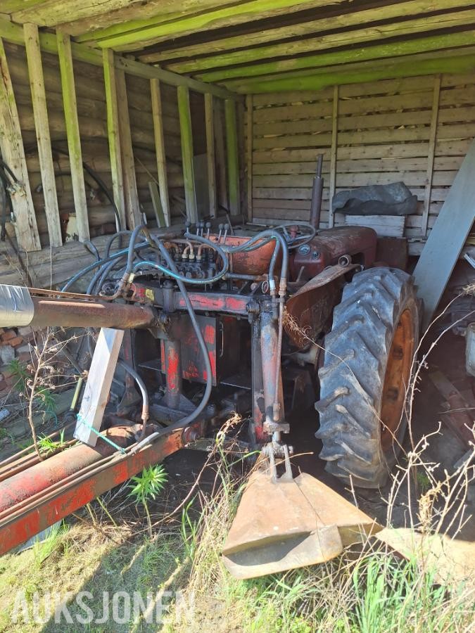1961 David Brown 950 traktor med  Hymas 3 graveaggregat