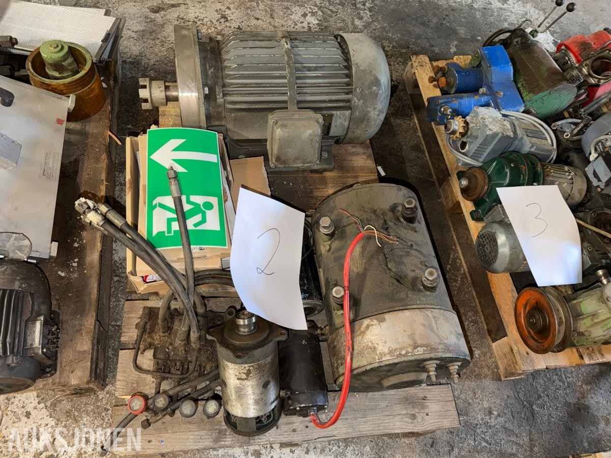 PARTI EL/ HYDRAULIKK MOTORER OG KOMPONENTER PÅ PALL