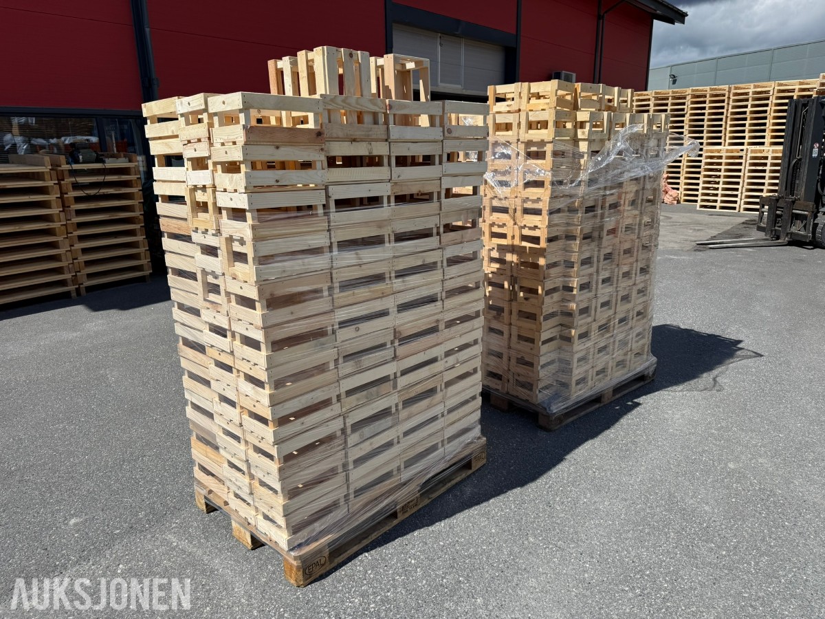 Små trekasser i tre – ca. 400 stk – Selvproduserte av restmaterialer