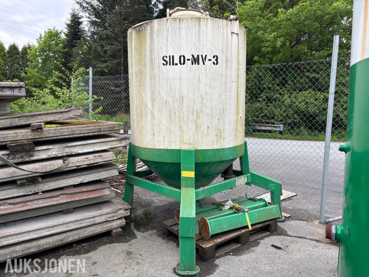 Vakuumtank / lagersilo på stativ – funksjonstestet