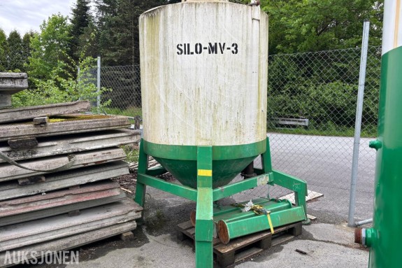 Vakuumtank / lagersilo på stativ  – funksjonstestet