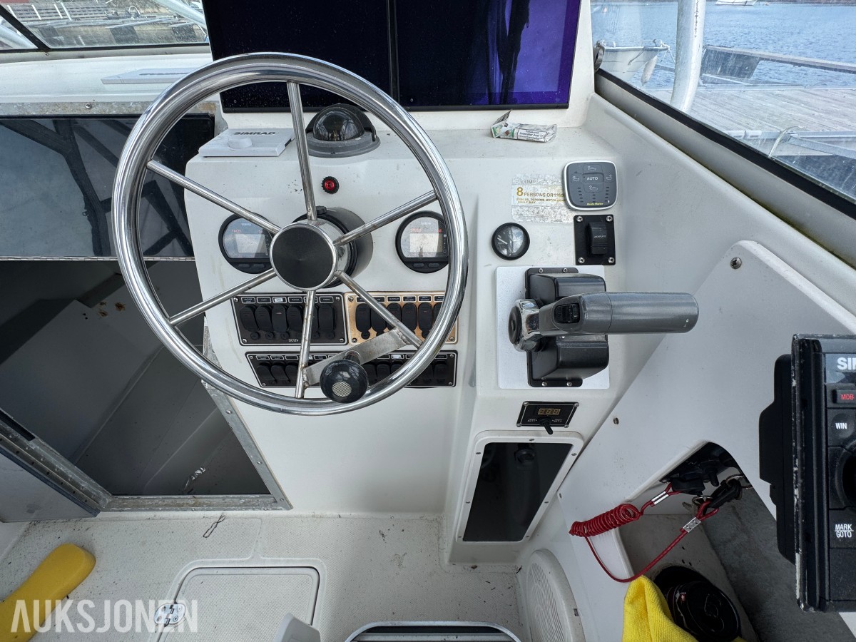 2004 Fourwinns Quest 217