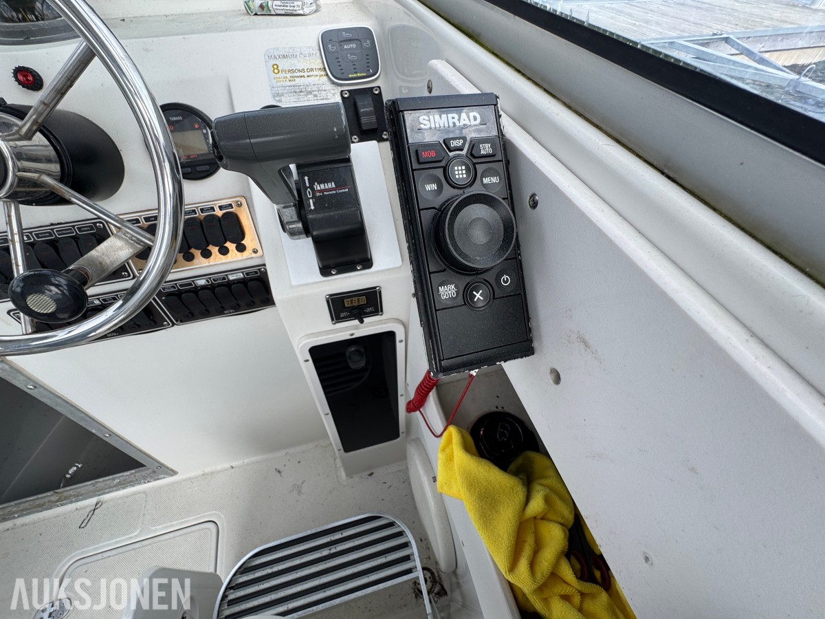 2004 Fourwinns Quest 217