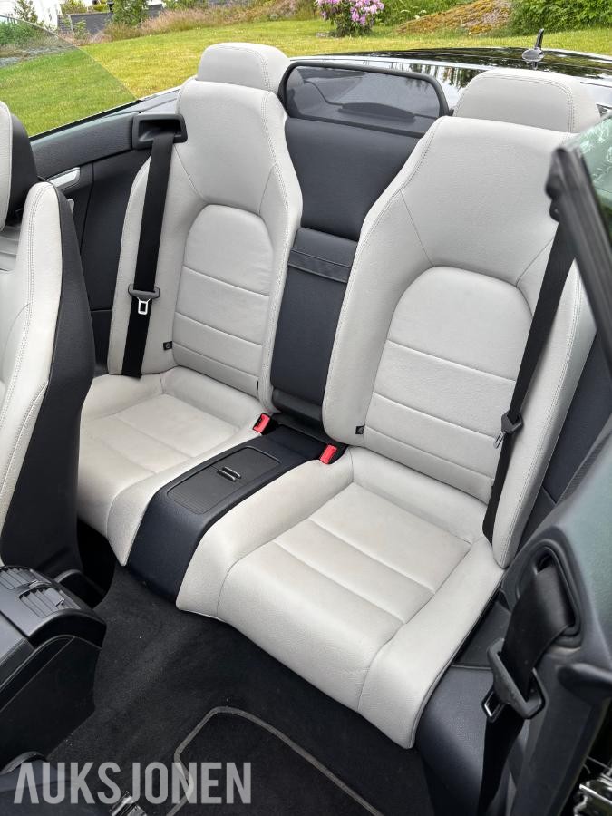 2013 Mercedes Benz E Klasse E200 Cabriolet Automat Skinninteriør Navigasjon